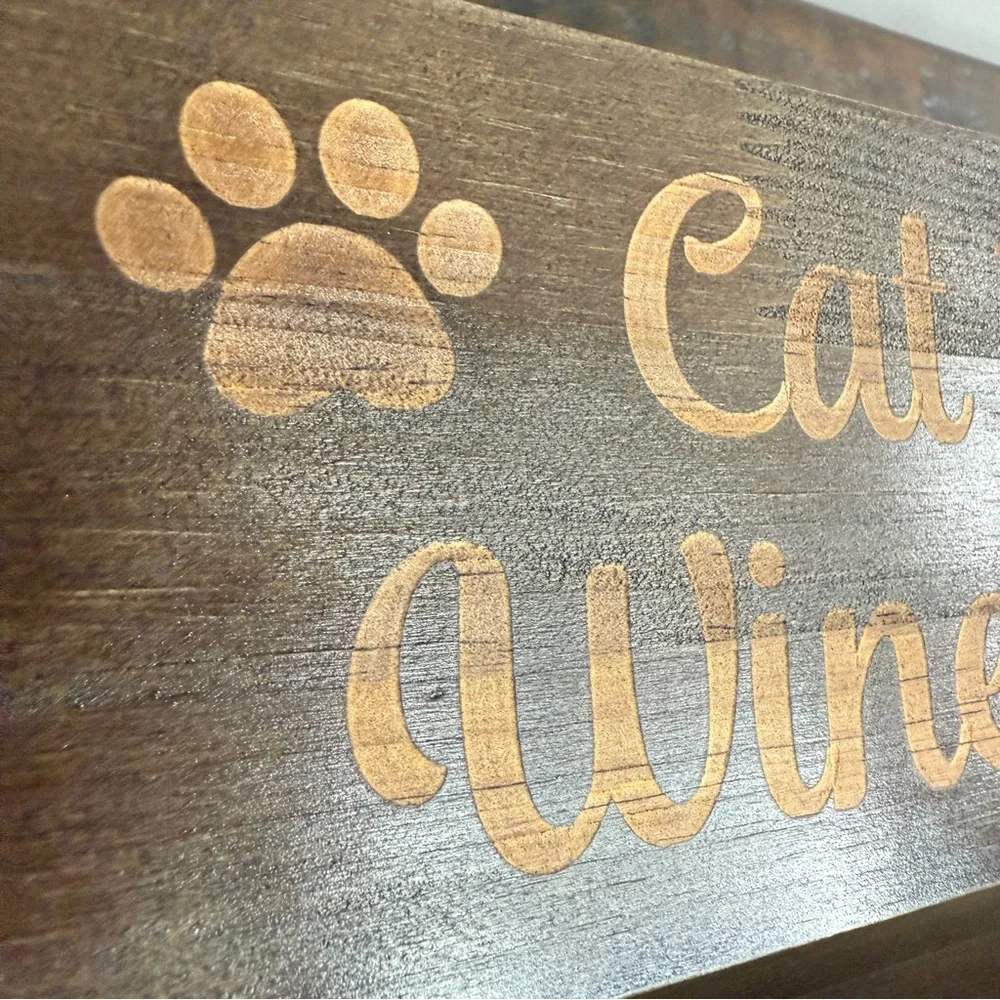 Wooden Wine Rack with Cat Mother Wine Lover Design NEW